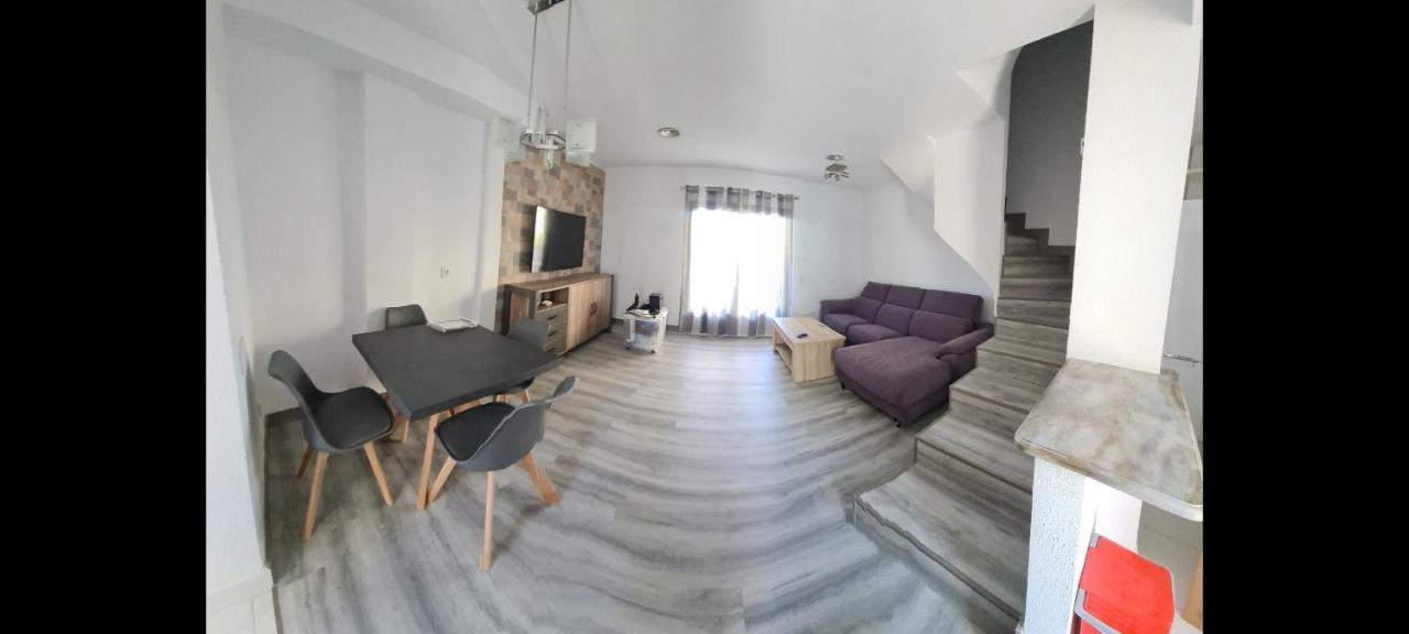 Atico Triplex Isla Verde 엘 캄펠로 외부 사진
