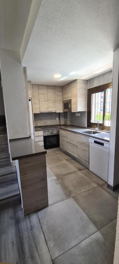 Atico Triplex Isla Verde 엘 캄펠로 외부 사진